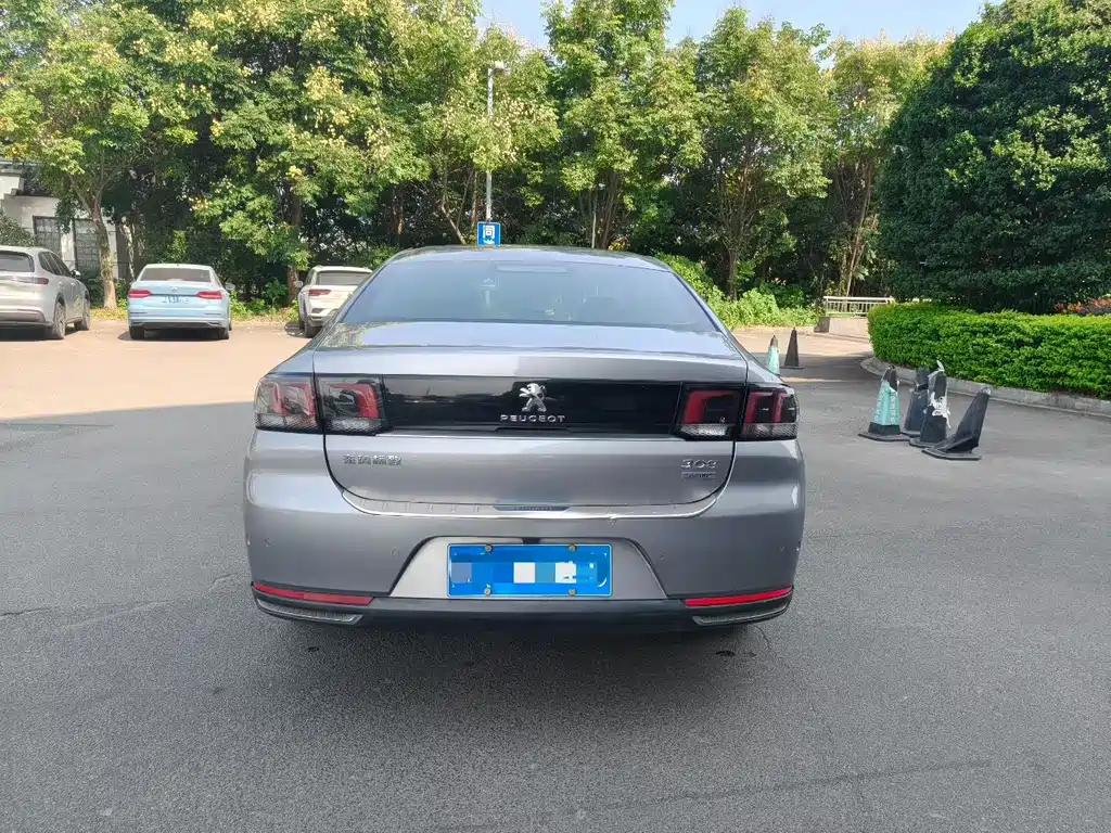 Peugeot 308 — миниатюра 8