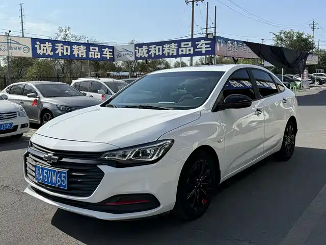 CHEVROLET CRUZE