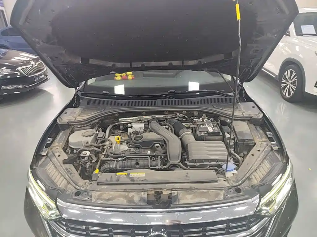 Volkswagen Sagitar — миниатюра 20