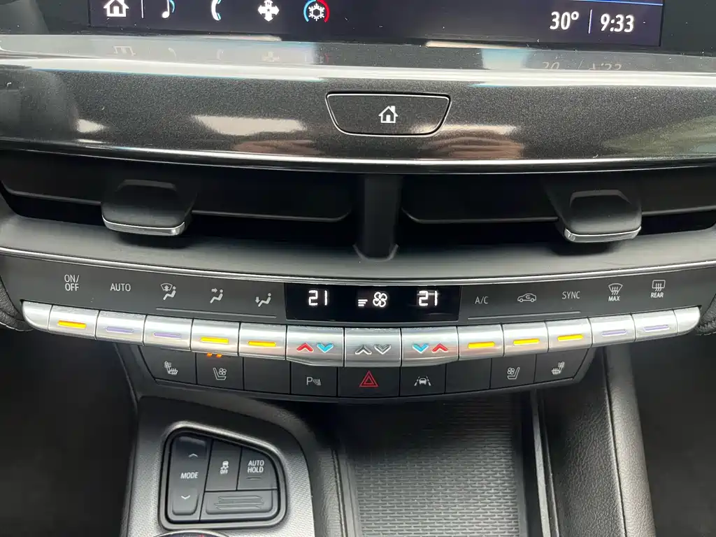 Cadillac CT5 — миниатюра 31