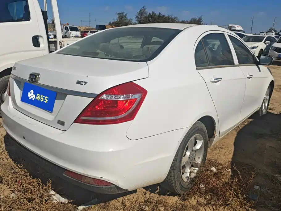 Geely Emgrand — миниатюра 3