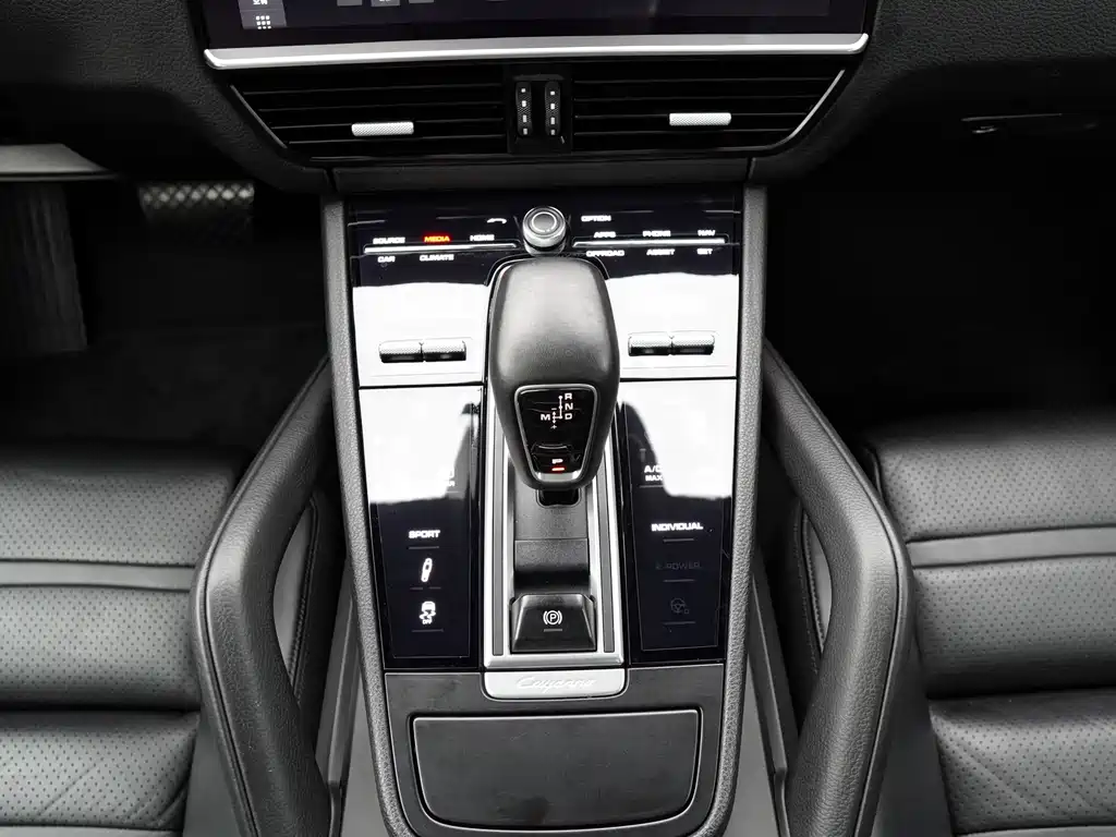 Porsche Cayenne 2018 Cayenne 3.0T