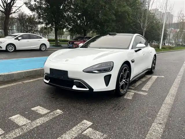 XIAOMI CAR XIAOMI SU7 2024