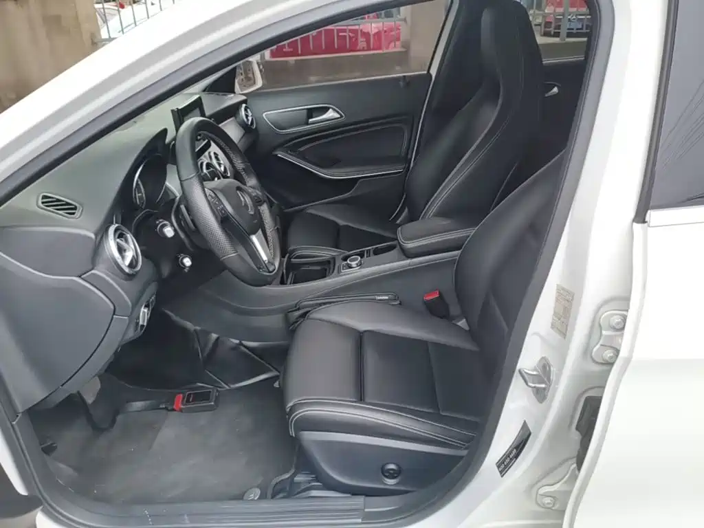 Mercedes-Benz GLA — миниатюра 15