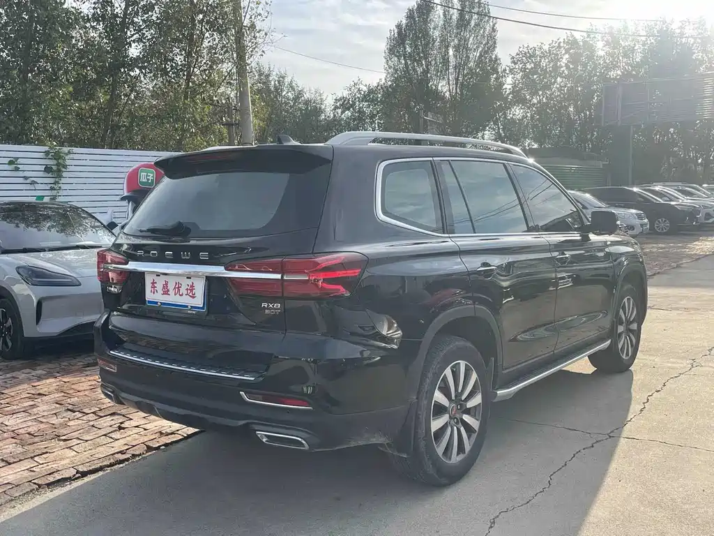 Roewe RX8 — миниатюра 4