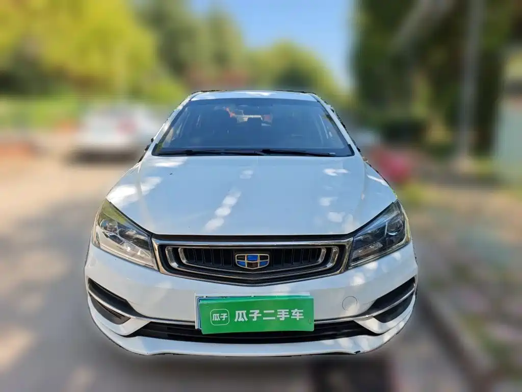 Geely Emgrand — миниатюра 2