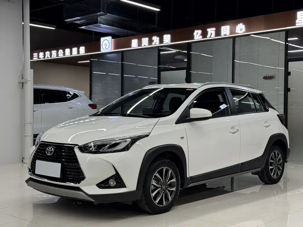 Toyota Yaris L