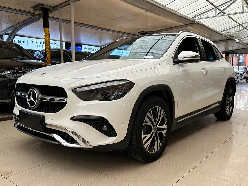 Mercedes-Benz GLA