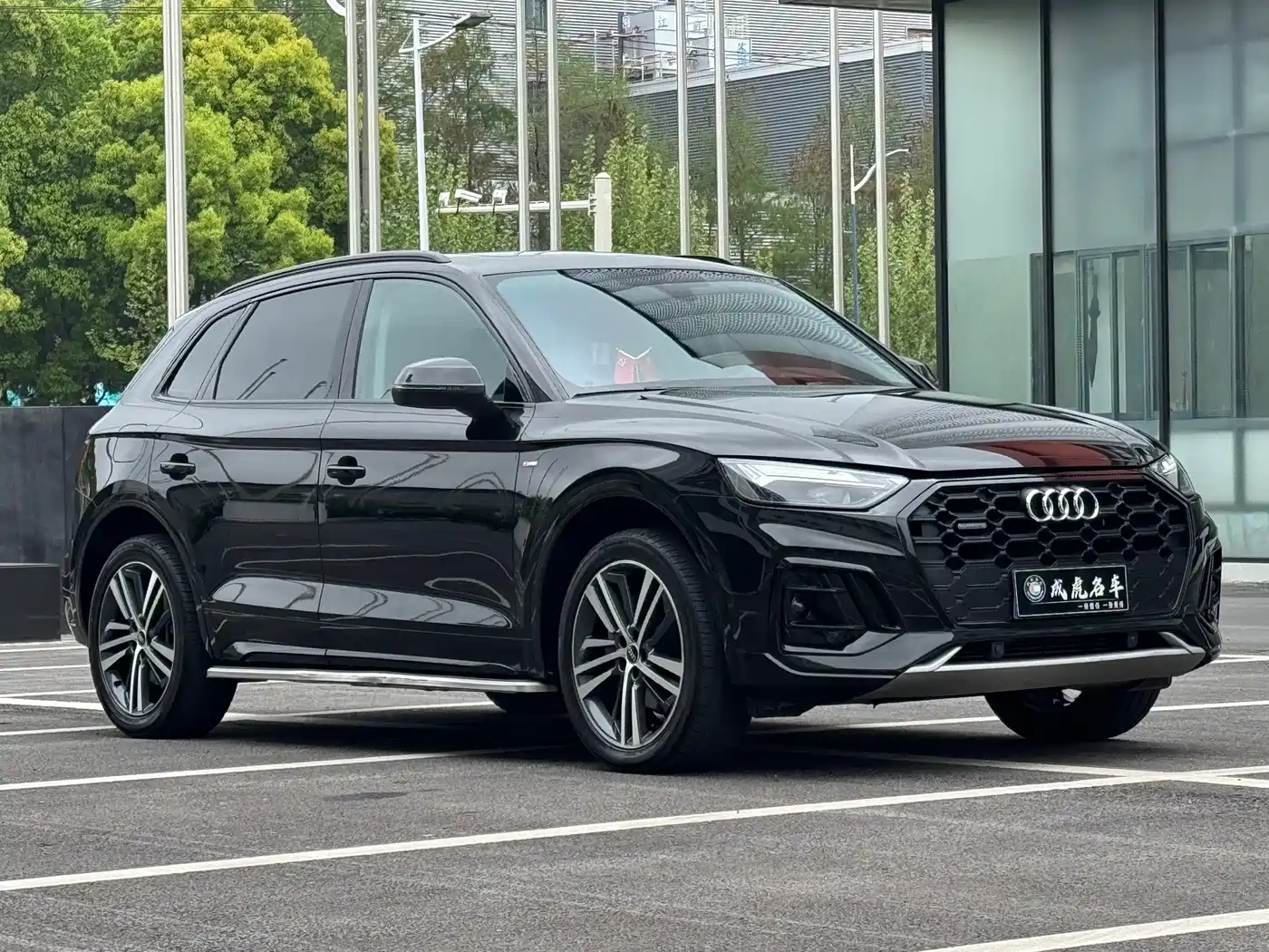 Audi Q5L id 4599690 из Китая 13
