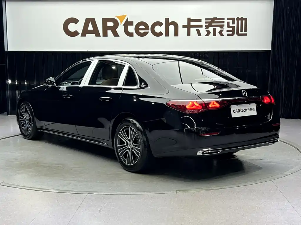 Mercedes-Benz E-Class E 2025 E 260 L