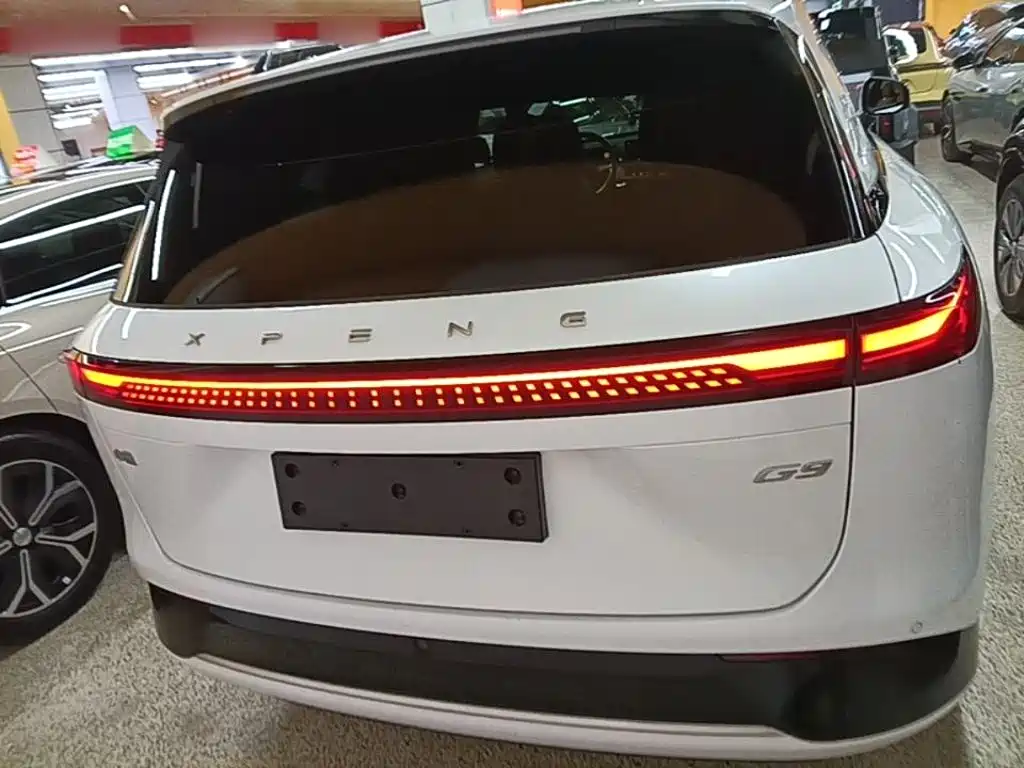 XPeng G9 — миниатюра 6