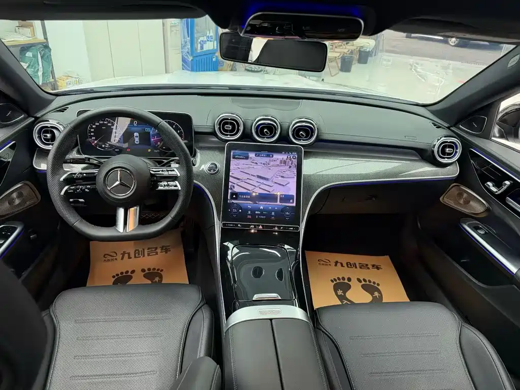 Mercedes-Benz C-Class — миниатюра 10