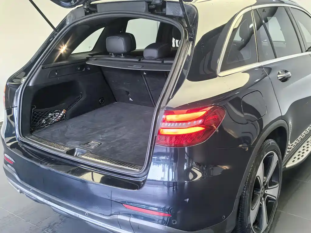 Mercedes-Benz GLC — миниатюра 8