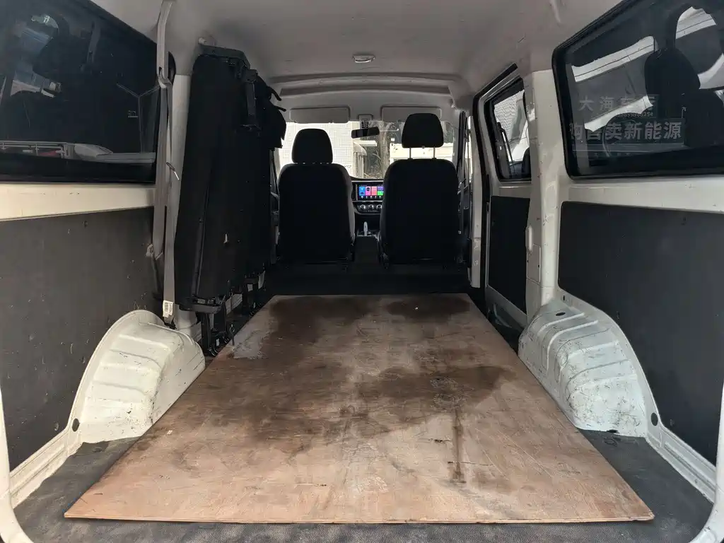 CHANGAN CHANGAN RUIXING EM80