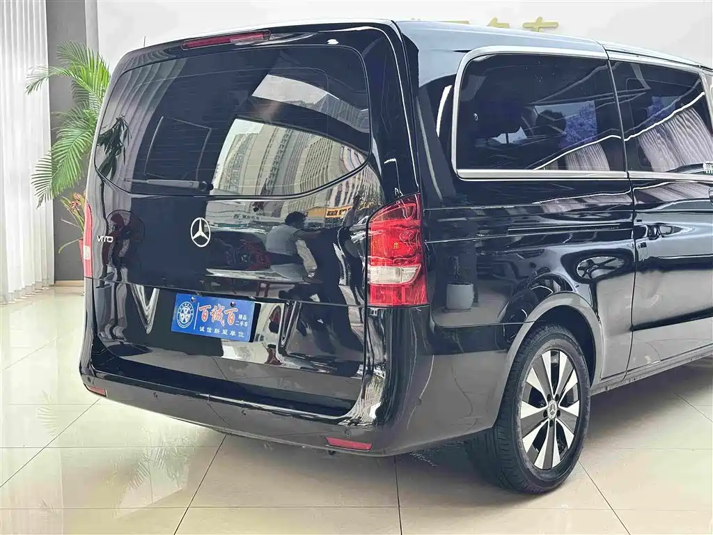 Mercedes-Benz Vito — миниатюра 7