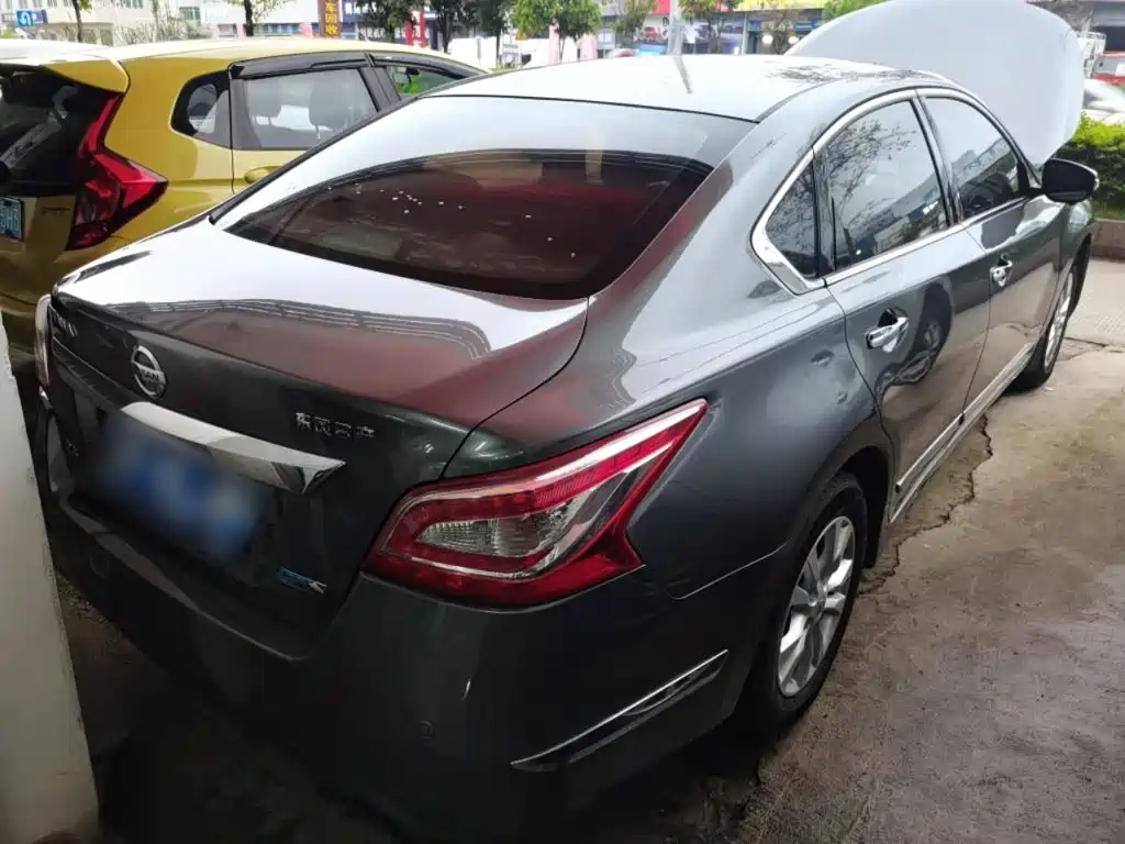 Nissan Teana — миниатюра 7