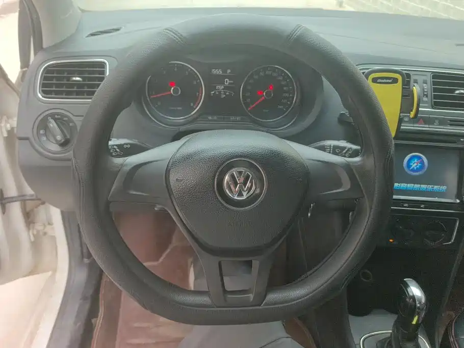 Volkswagen Polo — миниатюра 15