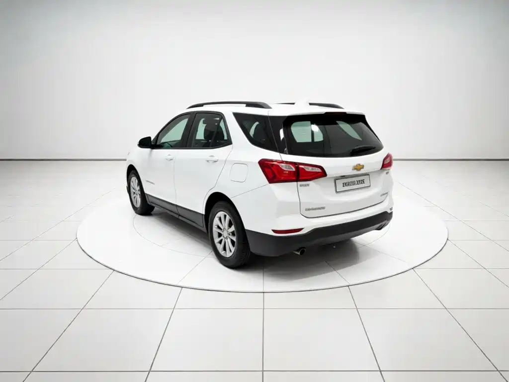 Chevrolet Equinox — миниатюра 25