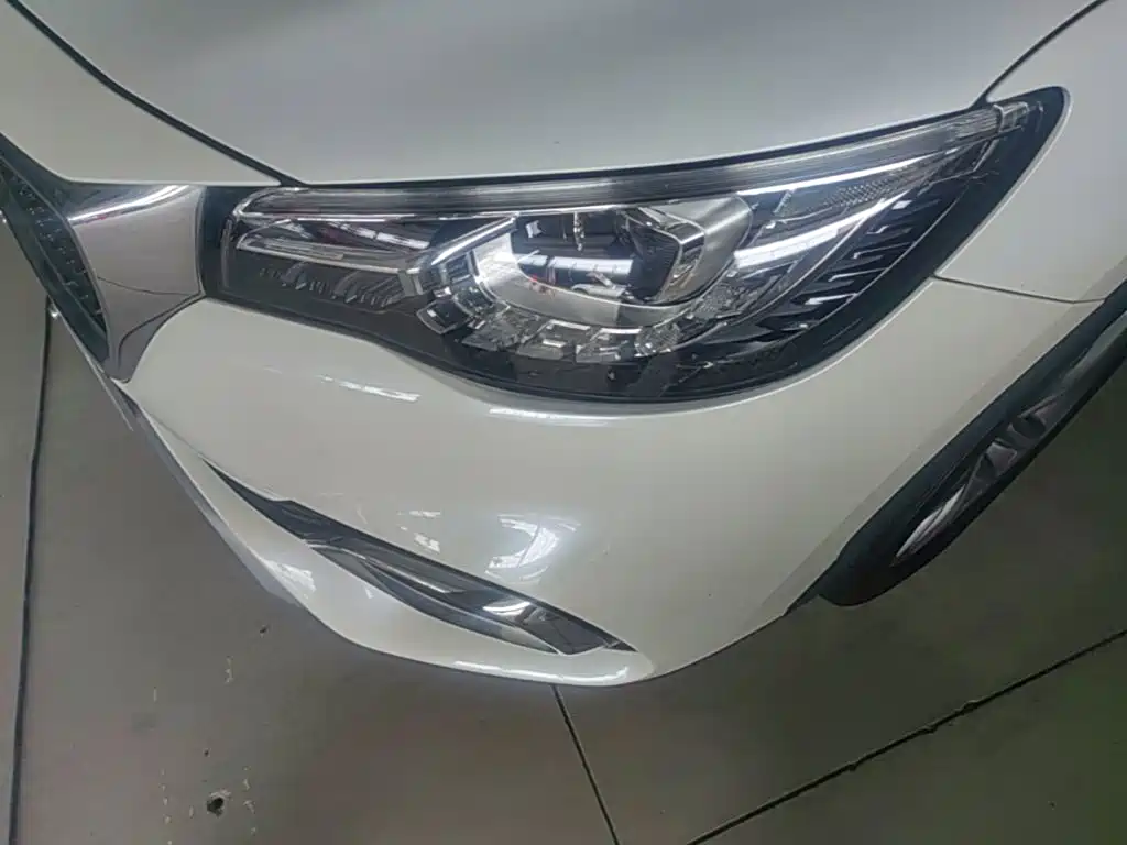 MG HS — миниатюра 24