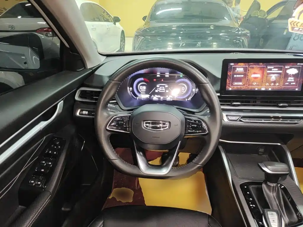 Geely Emgrand — миниатюра 11