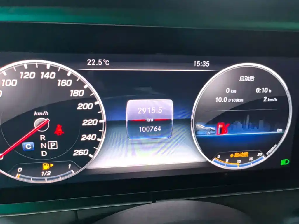 Mercedes-Benz E-Class — миниатюра 12