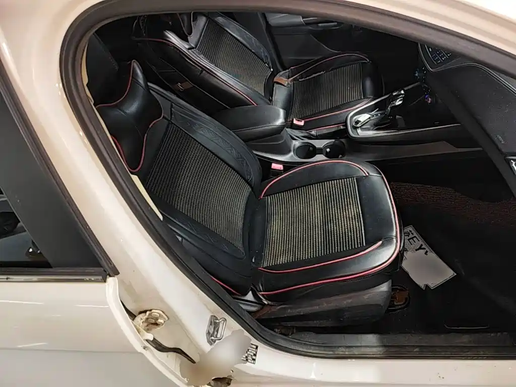 Ford Escort — миниатюра 25