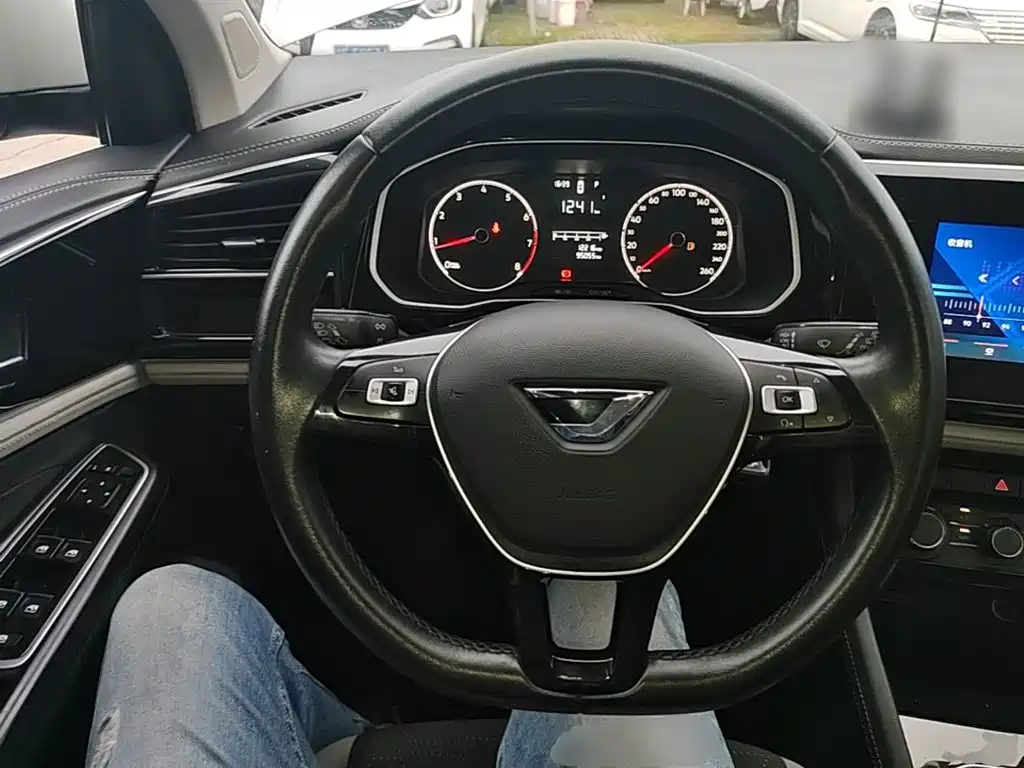 Jetta VS5 — миниатюра 11