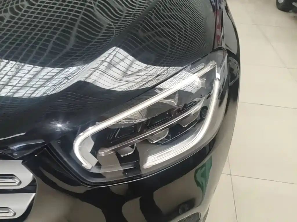 Mercedes-Benz GLC — миниатюра 24