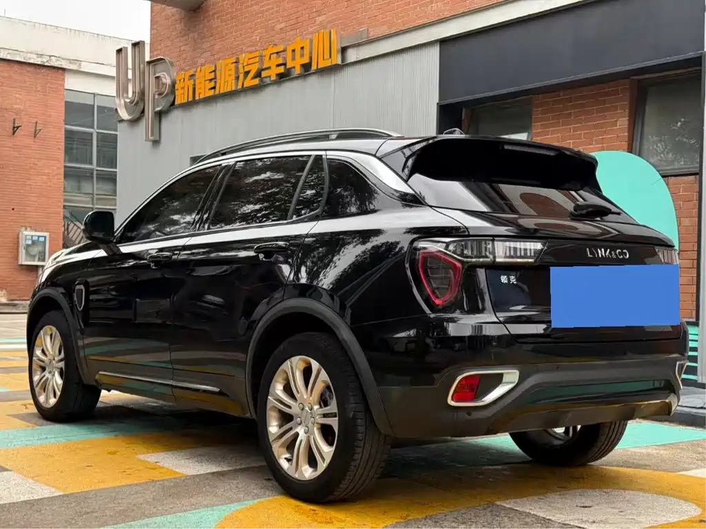 Lynk & Co 01 — миниатюра 13