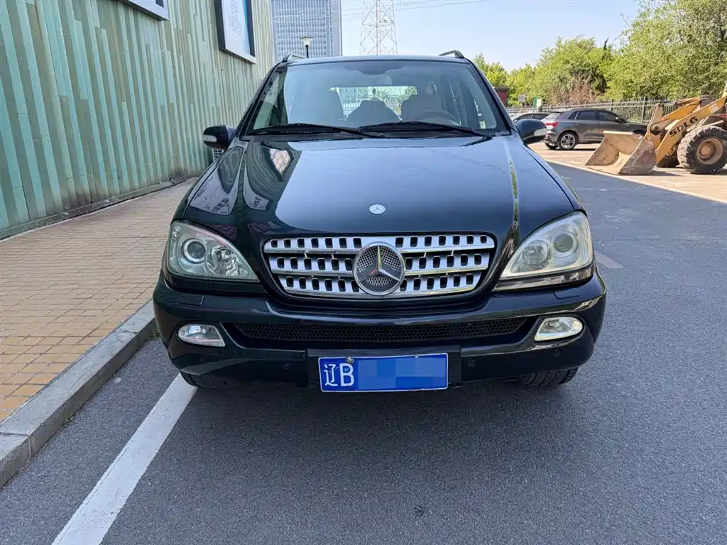 Mercedes-Benz M 2002 ML 320