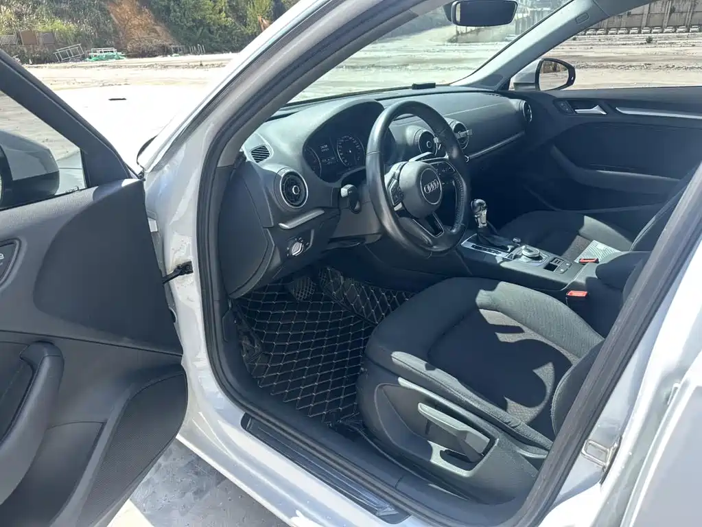 Audi A3 — миниатюра 9