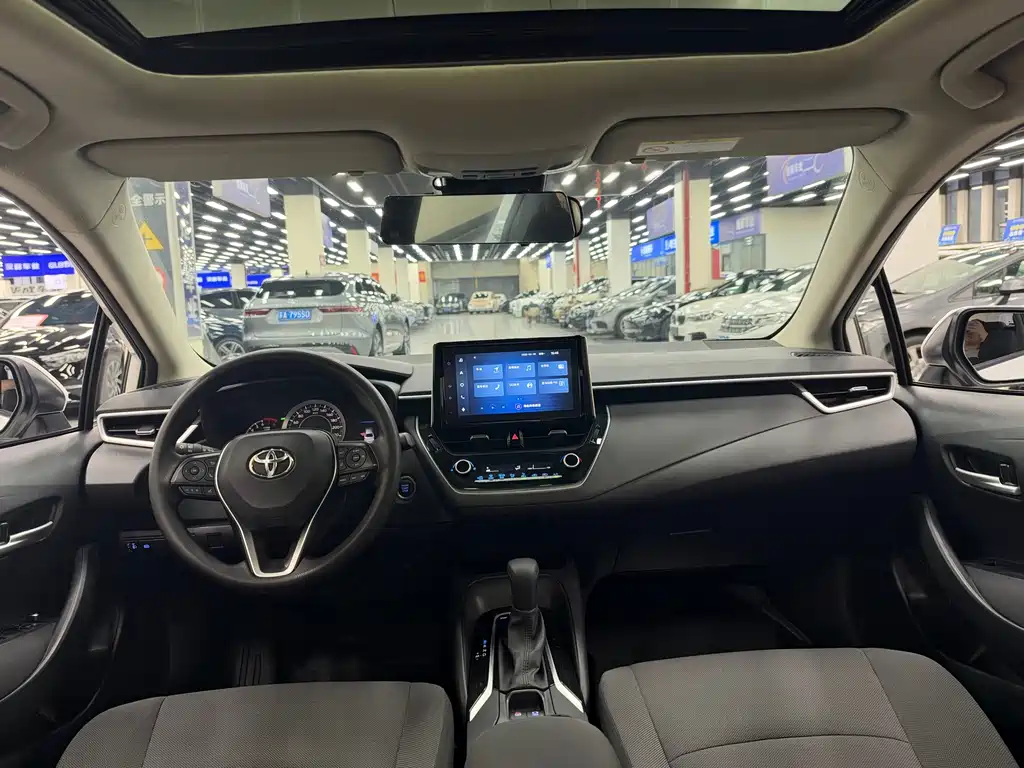 Toyota Corolla — миниатюра 16