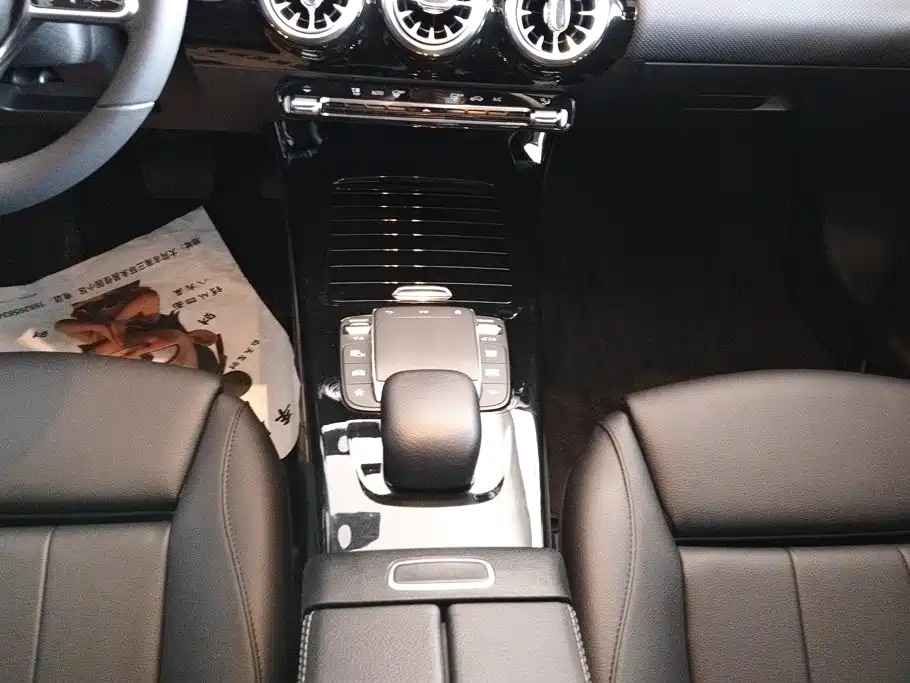 Mercedes-Benz A-Class — миниатюра 16