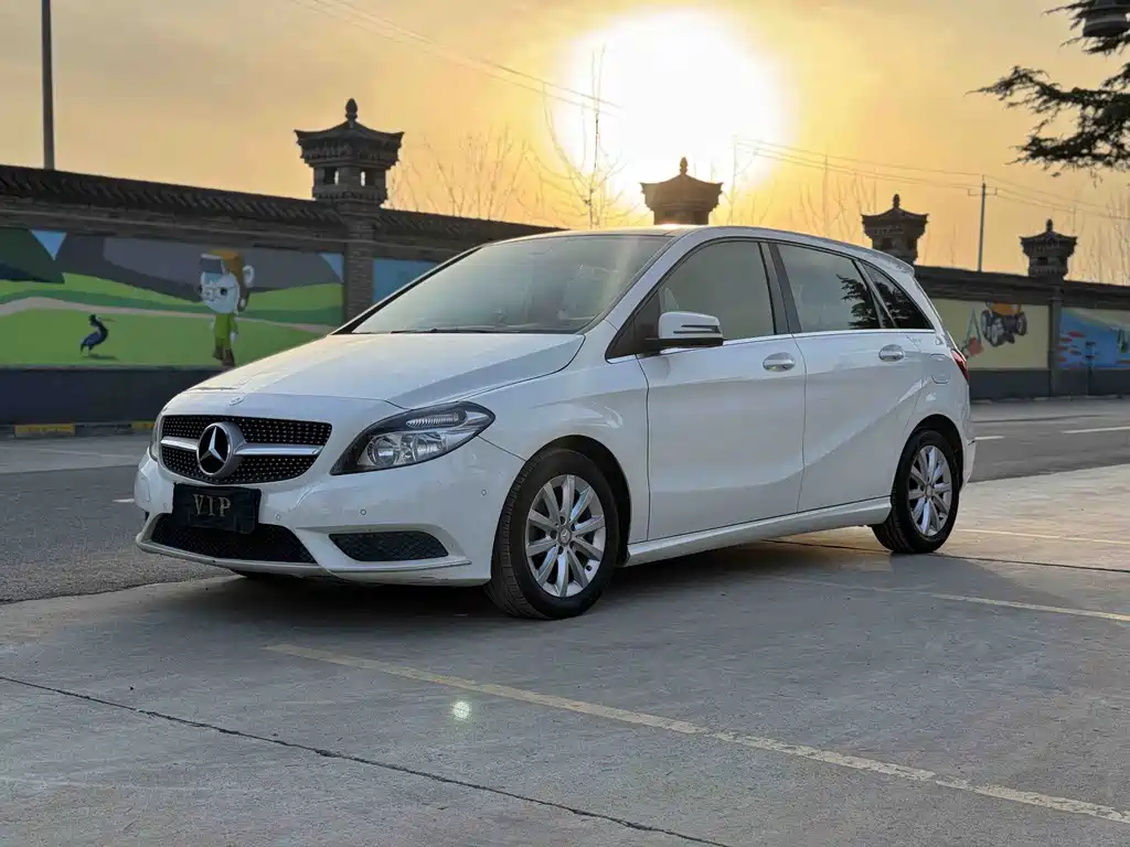 Mercedes-Benz B-Class 2014
