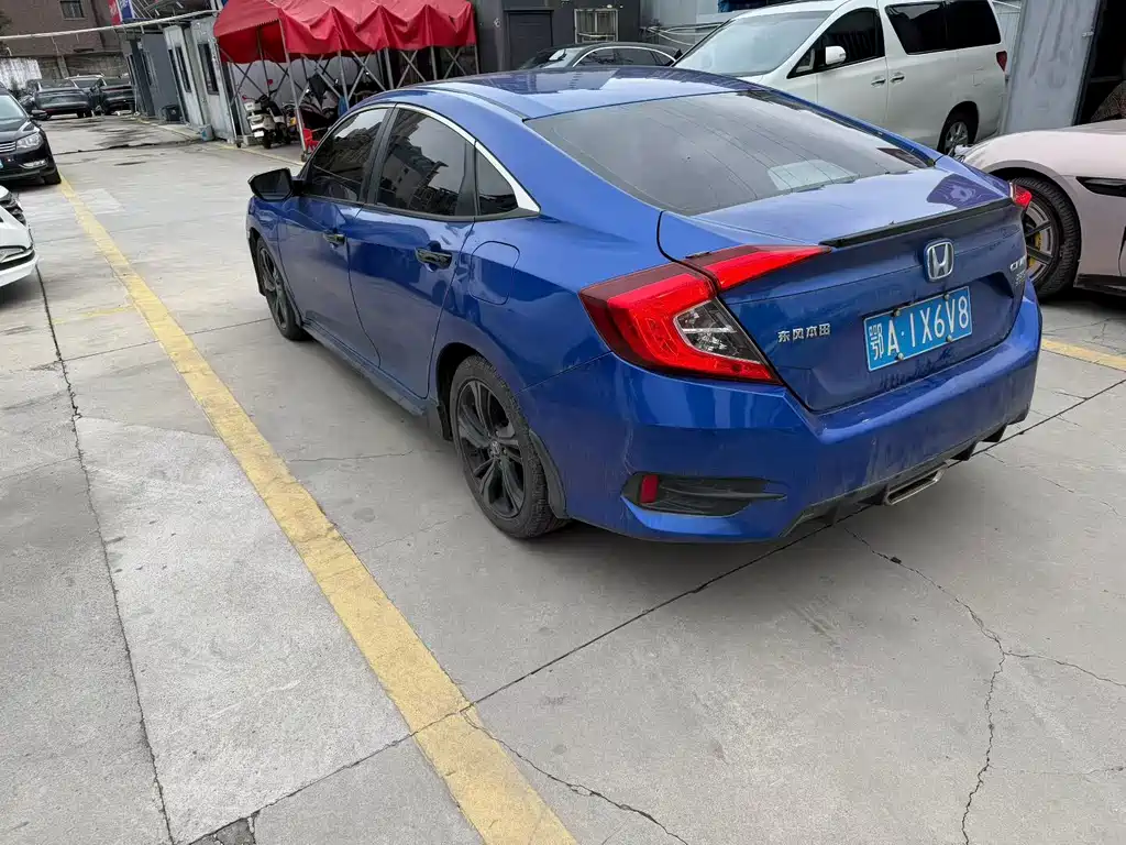 Honda Civic — миниатюра 9