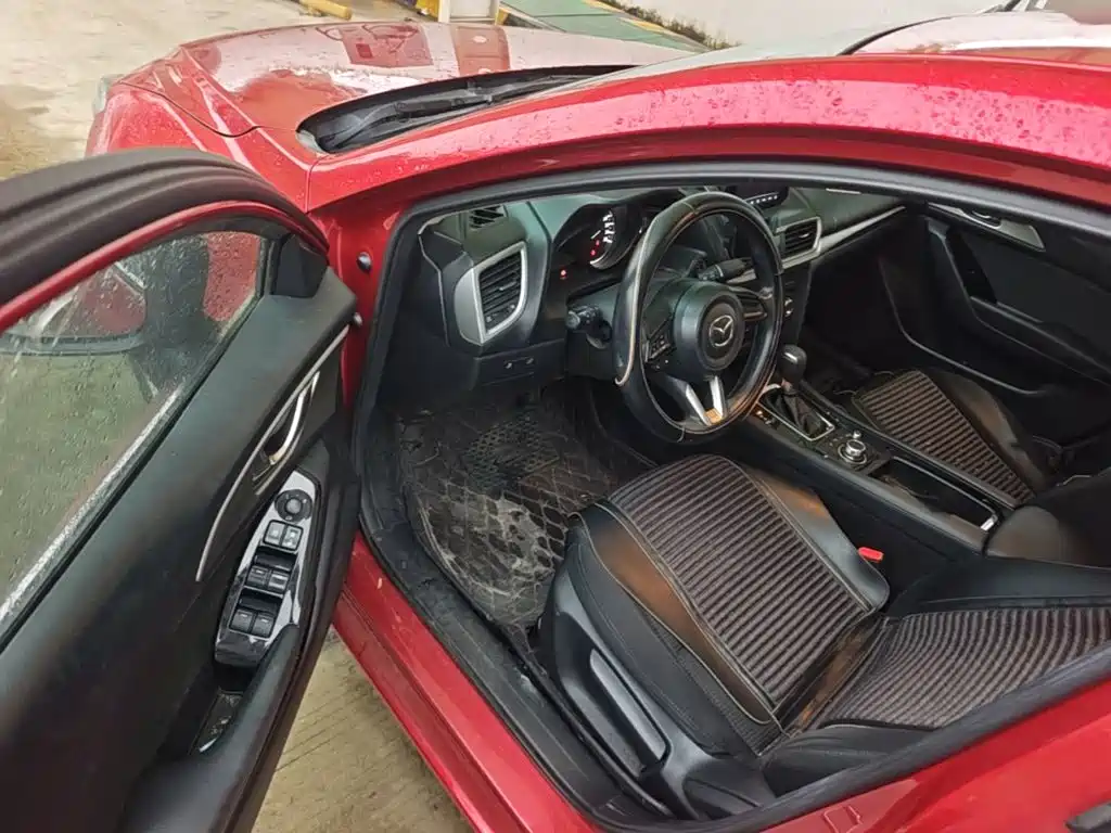 Mazda 3 Axela — миниатюра 16