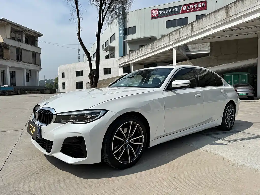 BMW 3 Series 2021