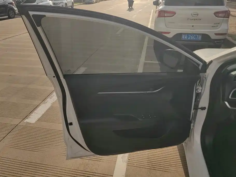 Buick Excelle — миниатюра 7
