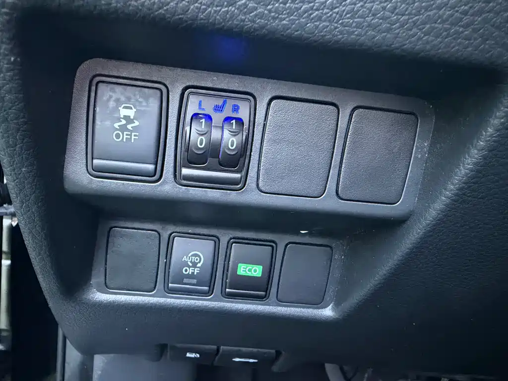 Nissan Qashqai — миниатюра 15