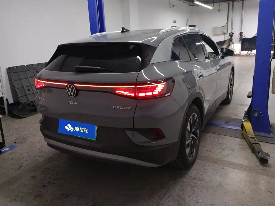 Volkswagen ID.4 Crozz — миниатюра 3