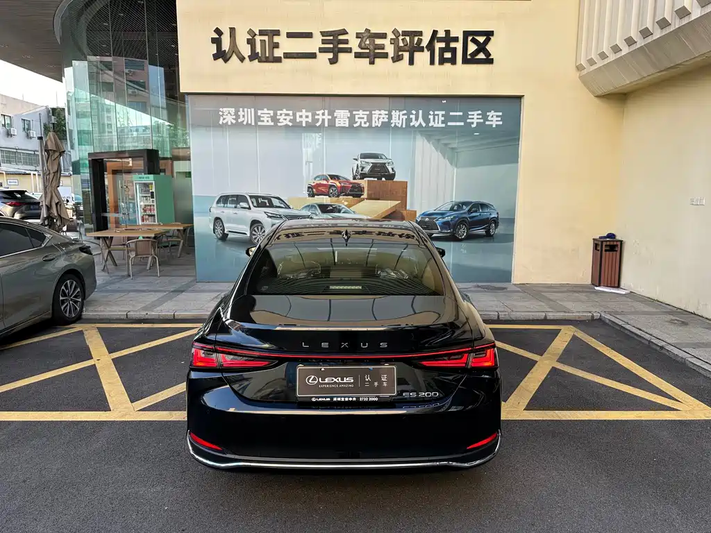 Lexus ES — миниатюра 23