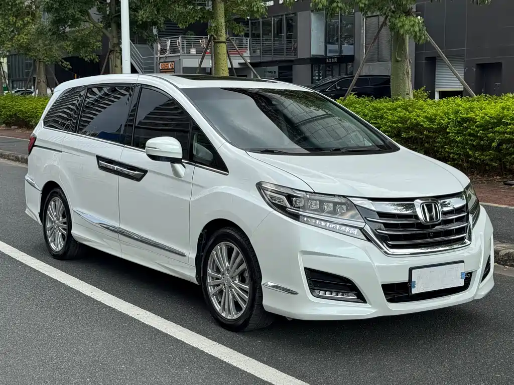 Honda Elysion — миниатюра 3