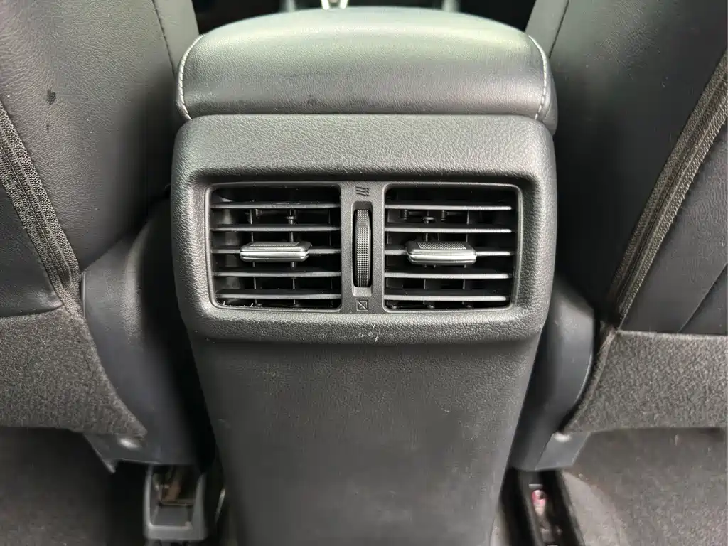Nissan Sylphy — миниатюра 17