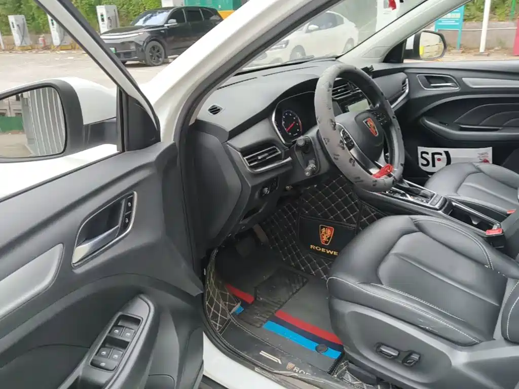 Roewe RX3 — миниатюра 16
