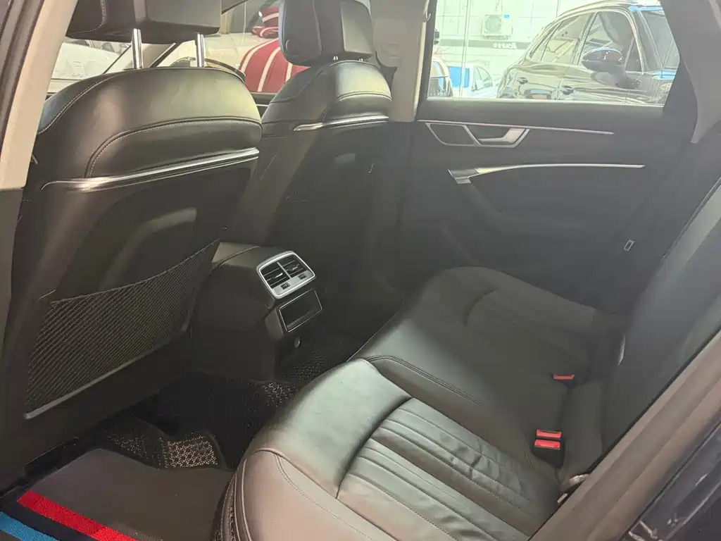 Audi A6 (Import) — миниатюра 5