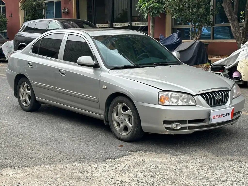 Hyundai Elantra 2005 1.6L AT Luxury