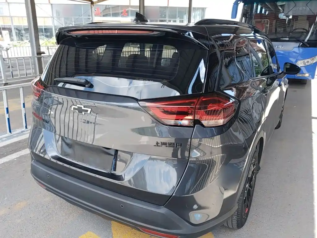 Chevrolet Volando — миниатюра 7
