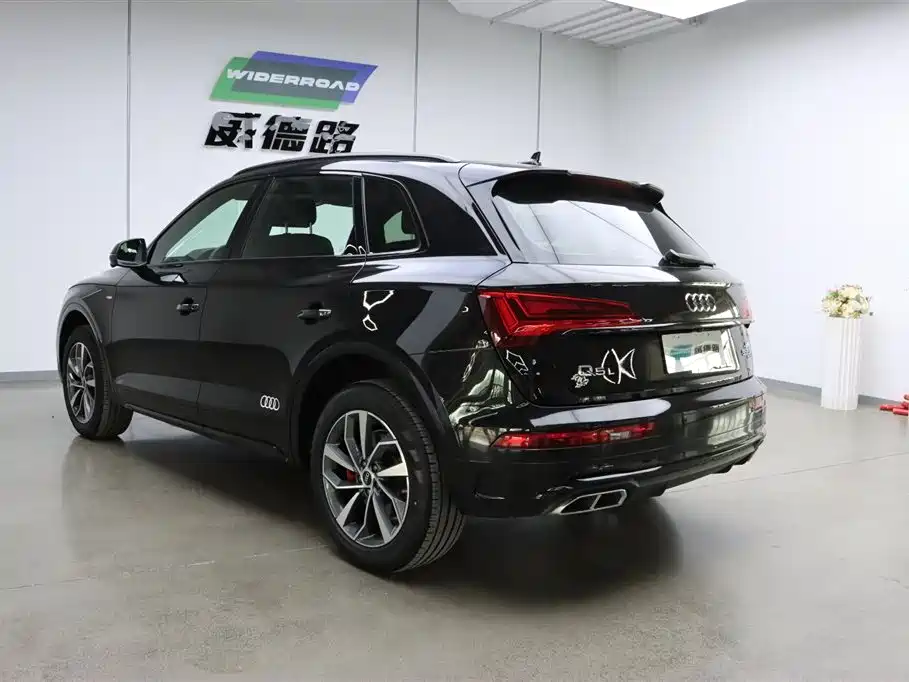 Audi Q5L 2024 40 TFSI Luxury