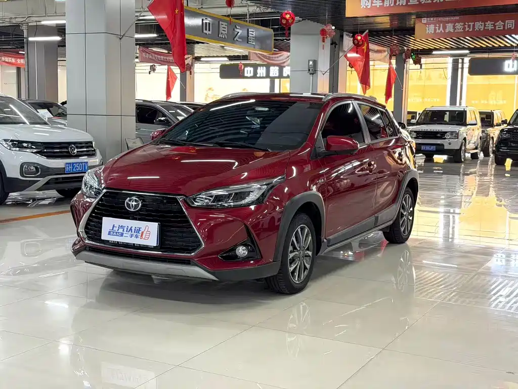 Toyota Yaris L