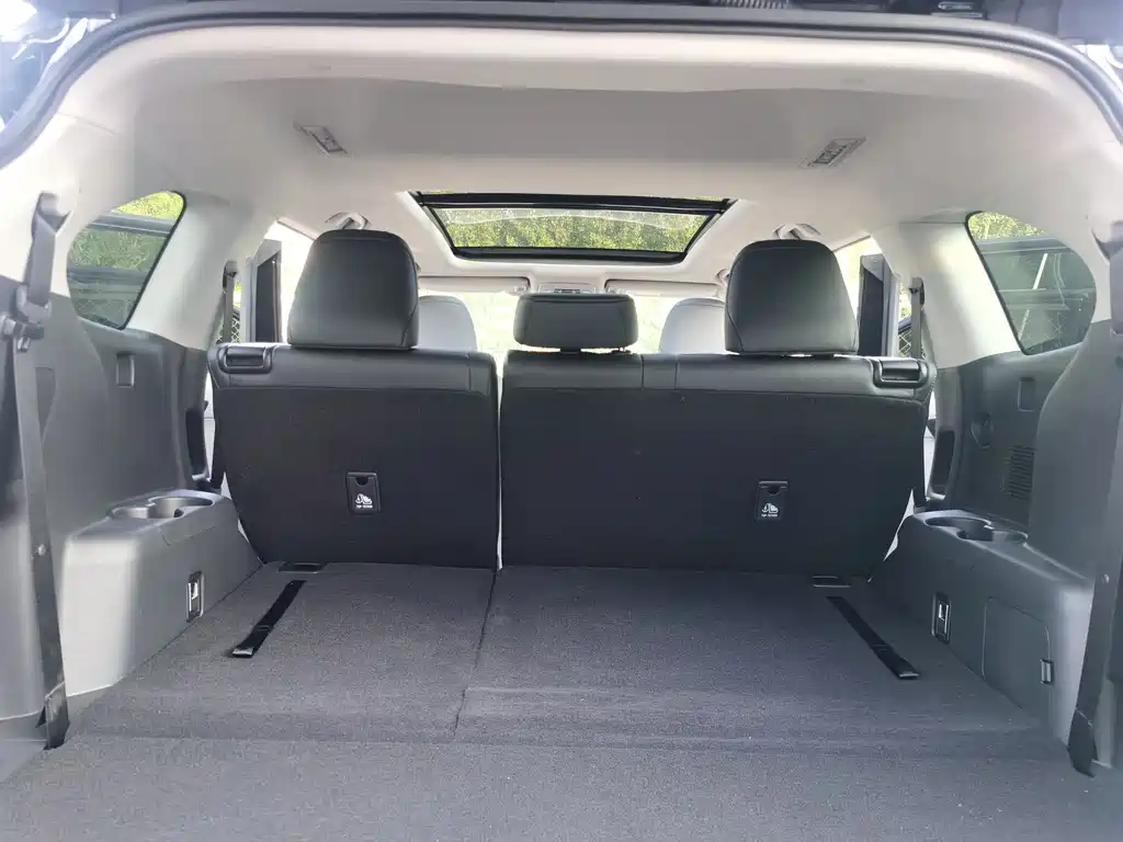 Toyota Highlander — миниатюра 13